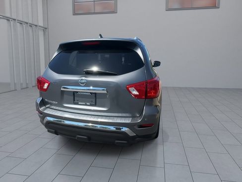 Used 2020 Nissan Pathfinder S FWD image 7