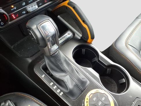 Used 2022 Ford Bronco Badlands w/ Sasquatch Package image 24