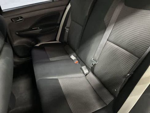 Used 2021 Nissan Versa SV FWD image 11
