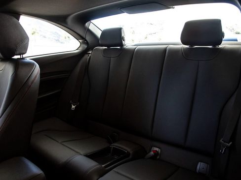 Used 2017 BMW 230i Coupe image 19