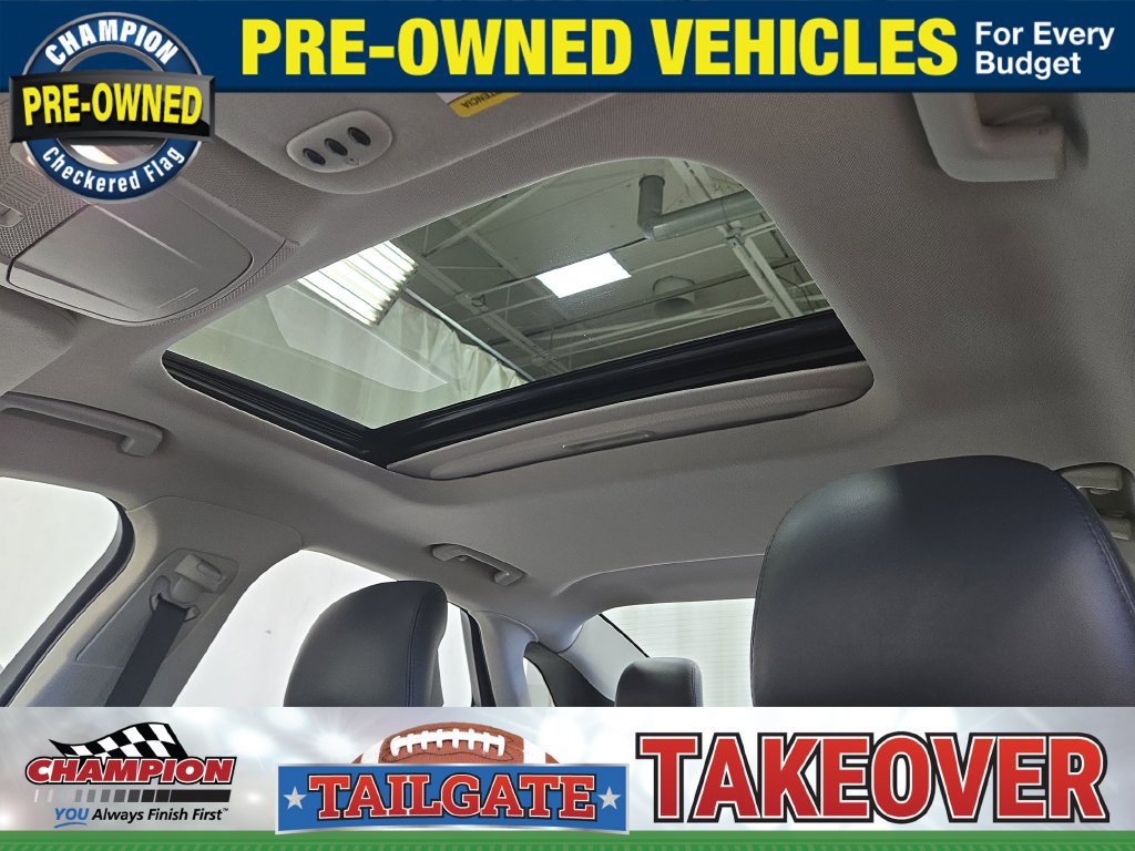 Used 2014 Lincoln MKZ w/ Equipment Group 101A Select FWD image 14