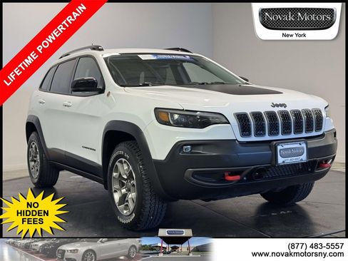 Used 2022 Jeep Cherokee Trailhawk image 1
