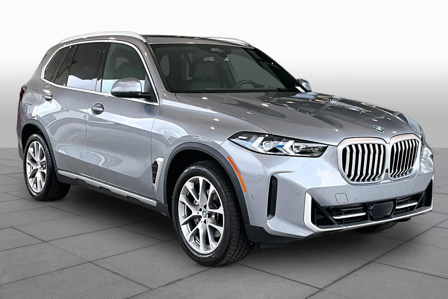 Used 2026 BMW X5 sDrive40i RWD image 2