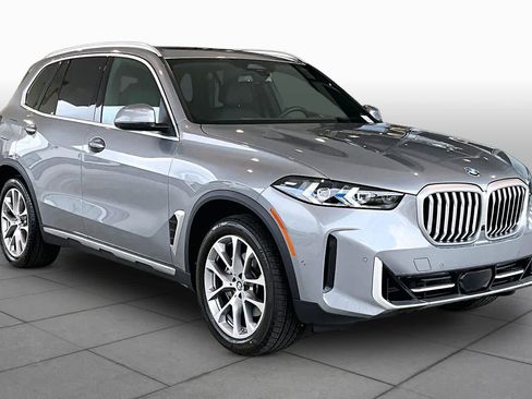 Used 2026 BMW X5 sDrive40i RWD image 2