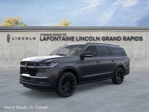 New 2026 Lincoln Navigator L Reserve w/ Jet Appearance Package image 1