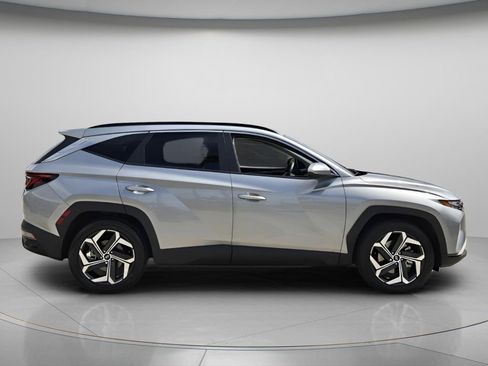 Used 2024 Hyundai Tucson SEL image 3
