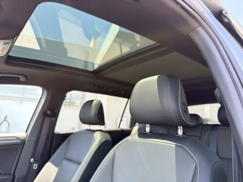 Certified 2024 Volkswagen Tiguan SE R-Line FWD image 16