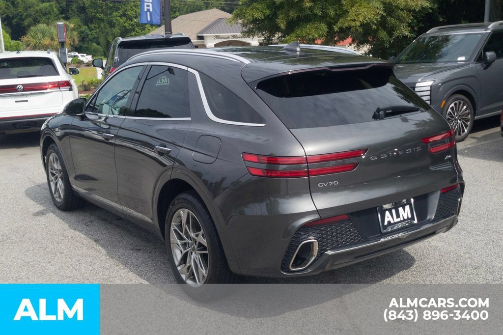 Used 2025 Genesis GV70 2.5T AWD/4WD image 10