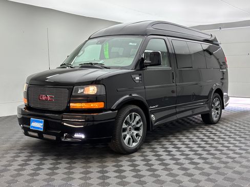 New 2026 GMC Savana 2500 w/ Driver Convenience Package RWD image 16