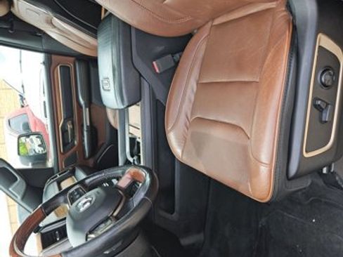 Used 2019 RAM 1500 Limited image 14