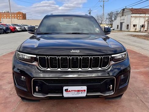 New 2025 Jeep Grand Cherokee Overland w/ Adv Protech Group III image 2