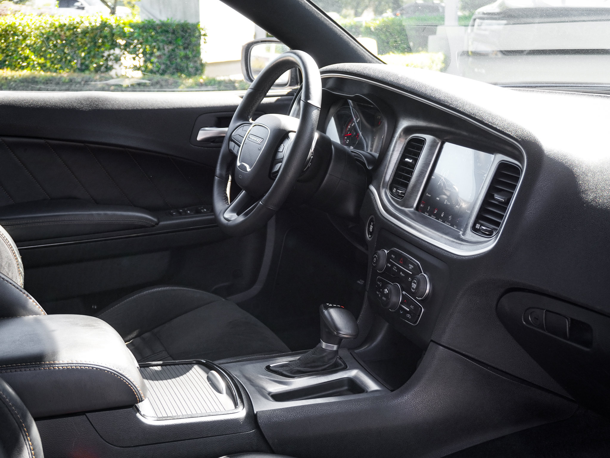 Used 2018 Dodge Charger R/T RWD image 36