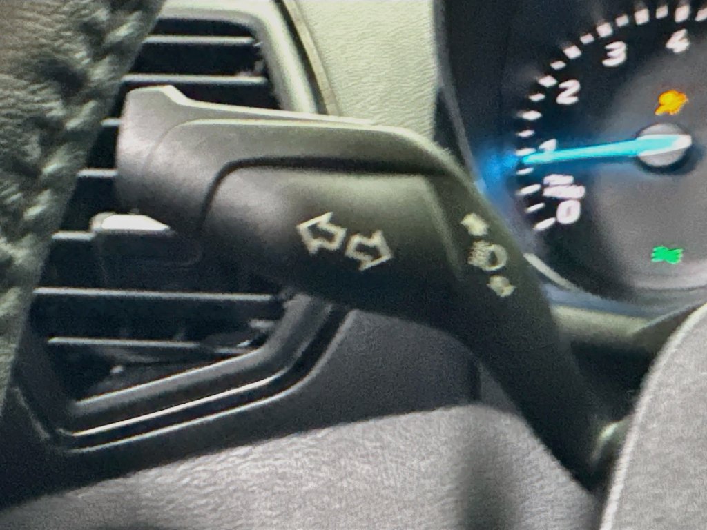 Used 2018 Ford Escape SEL FWD image 12