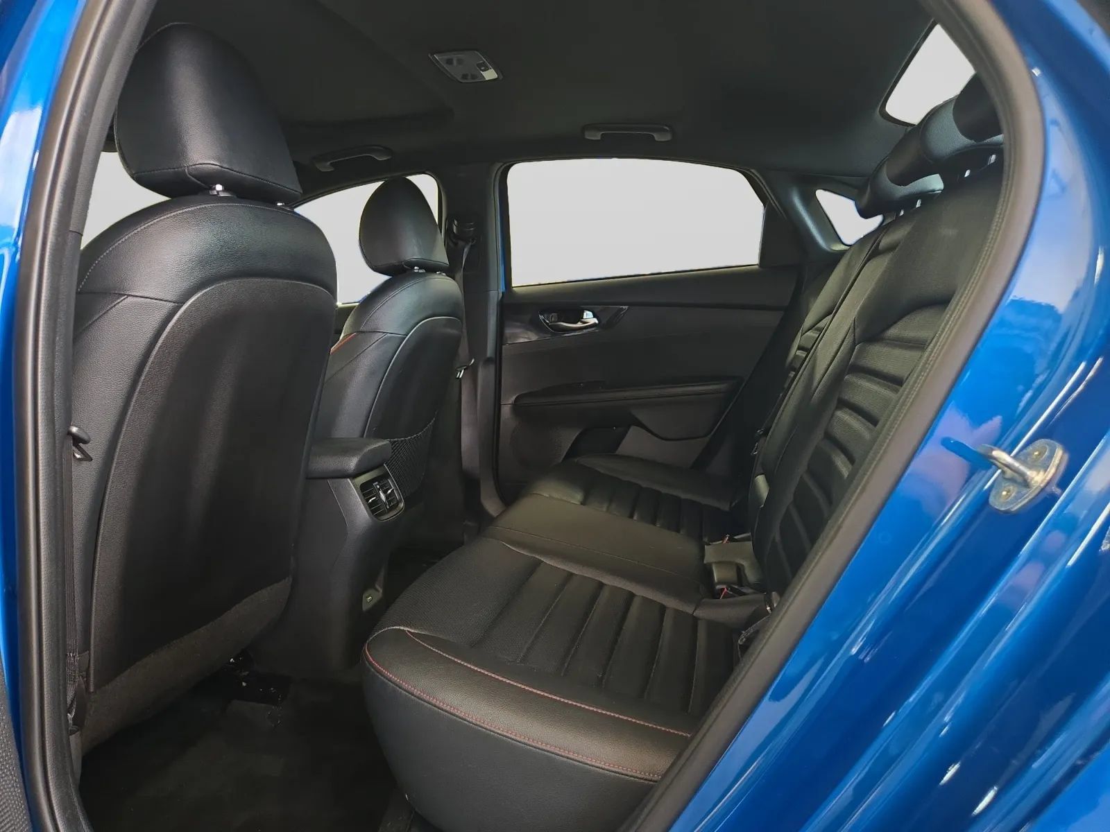 Used 2022 Kia Forte GT w/ GT2 Package FWD image 25
