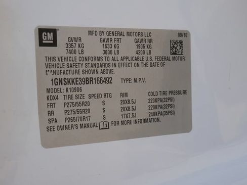 Used 2011 Chevrolet Suburban LTZ AWD/4WD image 28