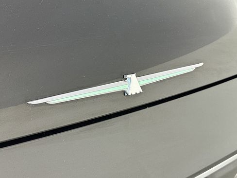 Used 2005 Ford Thunderbird RWD image 26