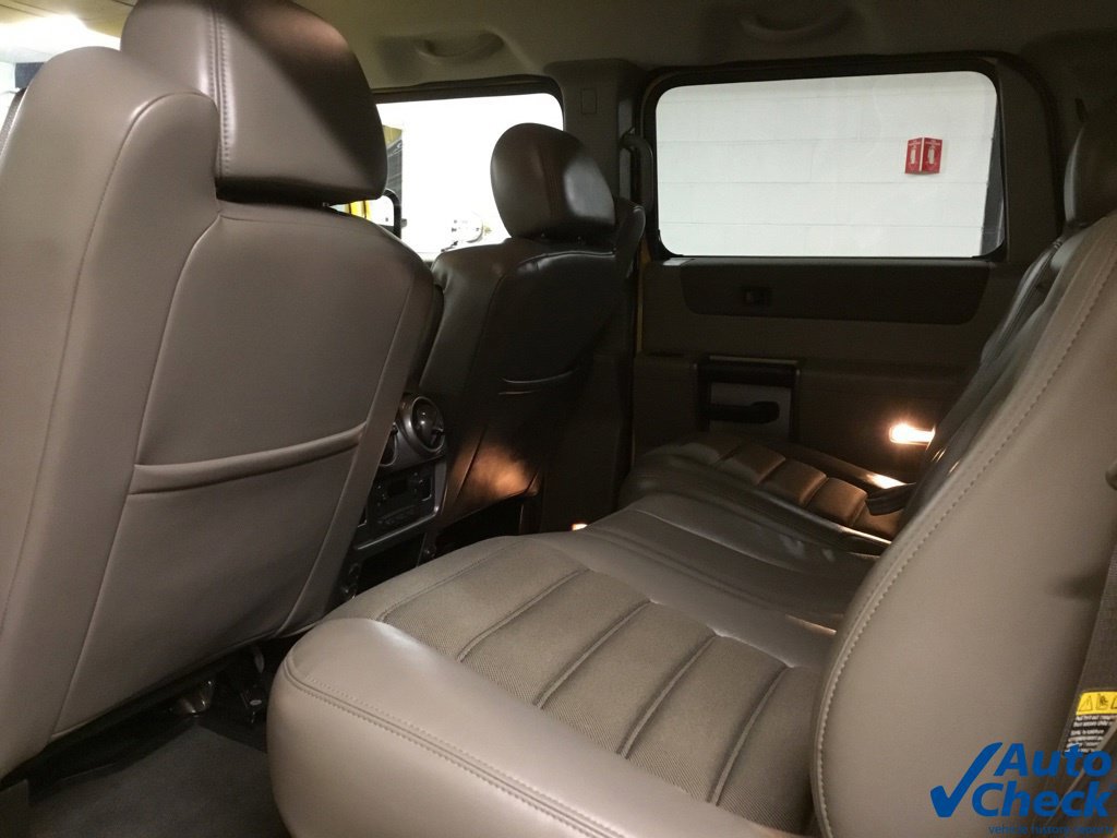 Used 2003 HUMMER H2 w/ Preferred Equipment Group AWD/4WD image 31