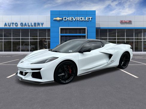 Used 2025 Chevrolet Corvette E-Ray image 1