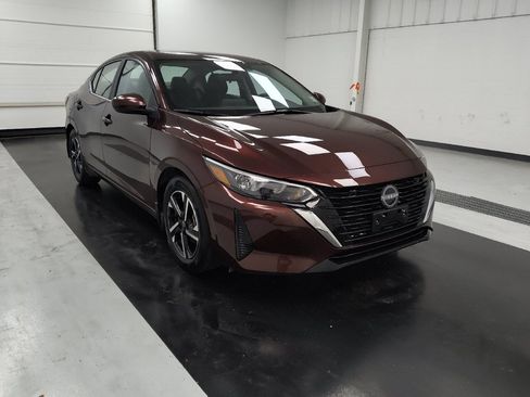 Used 2025 Nissan Sentra SV w/ All-Weather Package FWD image 13