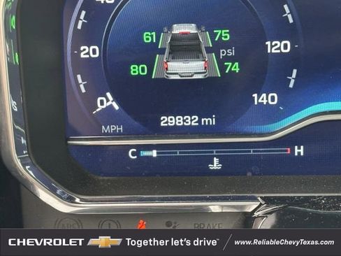 Used 2024 Chevrolet Silverado 2500 LT w/ Convenience Package image 8