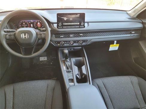 Used 2025 Honda Accord SE image 10