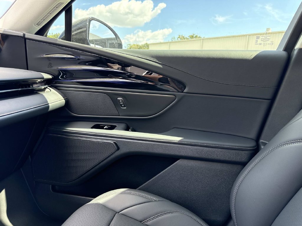New 2026 Lincoln Nautilus Premier AWD/4WD image 22