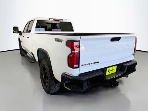 New 2026 Chevrolet Silverado 2500 LT w/ Trail Boss Package AWD/4WD image 7