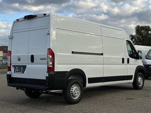 New 2026 RAM ProMaster 2500 w/ Convenience Group image 3