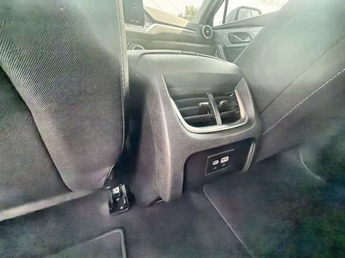 Used 2025 Chevrolet Blazer LT FWD image 20