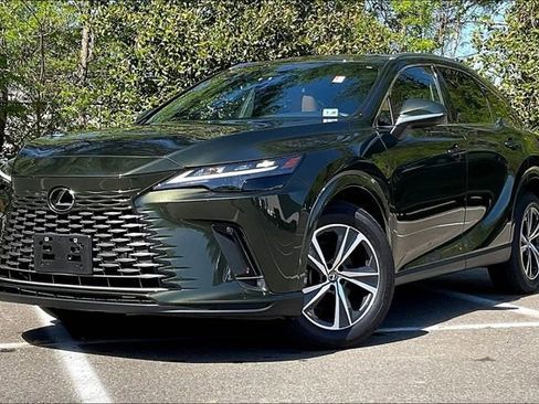 Used 2025 Lexus RX 350 Premium w/ Accessory Package AWD/4WD image 3