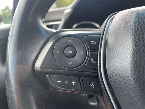 Used 2018 Toyota Camry SE FWD image 24