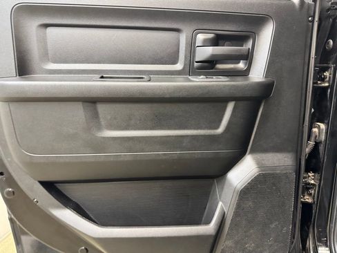 Used 2025 RAM 3500 Tradesman w/ Chrome Appearance Group AWD/4WD image 15