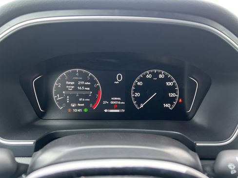 Certified 2025 Honda Pilot Sport image 11