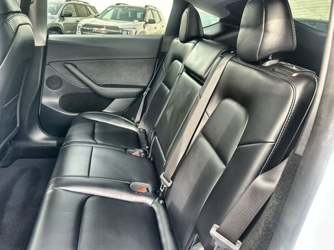 Used 2024 Tesla Model Y Long Range image 25