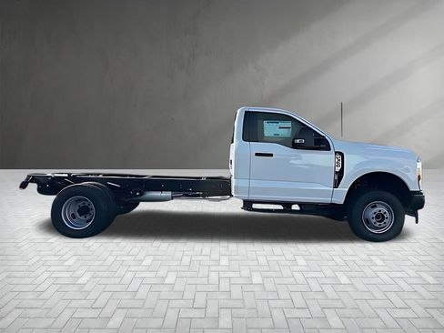 New 2026 Ford F350 XL w/ Snow Plow Prep Package image 7