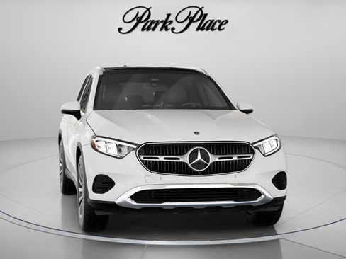 Used 2026 Mercedes-Benz GLC 300 4MATIC image 35