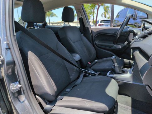 Used 2016 Ford Fiesta SE FWD image 30