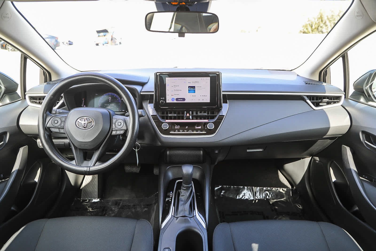 Used 2026 Toyota Corolla LE FWD image 12