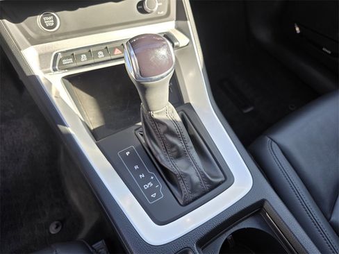 Used 2022 Audi Q3 2.0T Premium Plus image 26