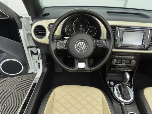 Used 2019 Volkswagen Beetle 2.0T Final Edition SEL image 18