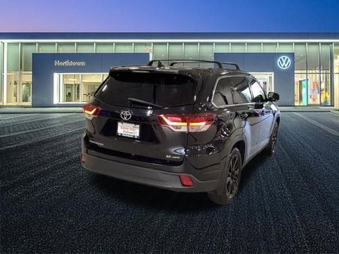 Used 2019 Toyota Highlander SE AWD/4WD image 26