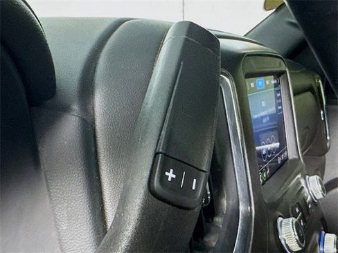 Used 2023 GMC Sierra 3500 AT4 w/ AT4 Premium Plus Package image 18