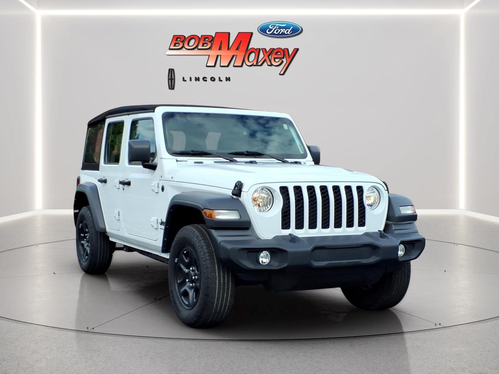 Used 2024 Jeep Wrangler Unlimited Sport AWD/4WD image 3