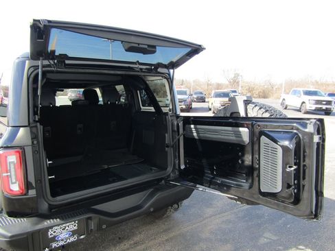 Used 2025 Ford Bronco Badlands AWD/4WD image 5