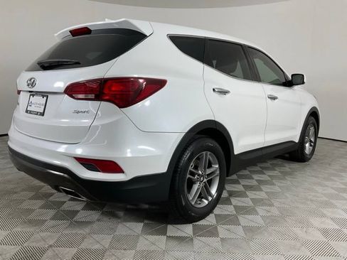 Used 2017 Hyundai Santa Fe Sport FWD image 9