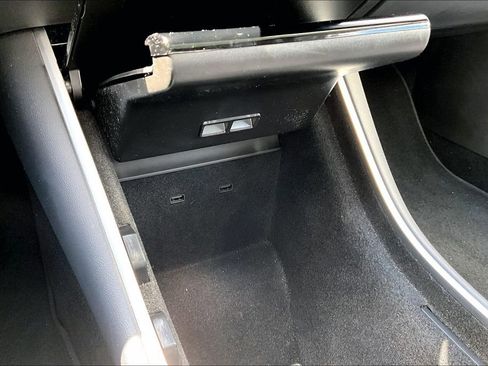 Used 2020 Tesla Model 3 Long Range image 16