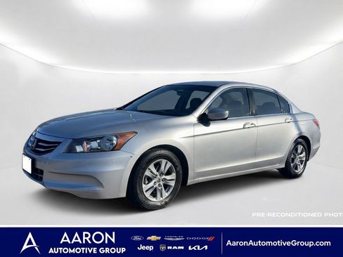 Used 2011 Honda Accord LX-P image 1
