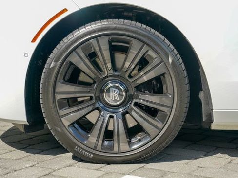 Used 2022 Rolls-Royce Ghost image 15