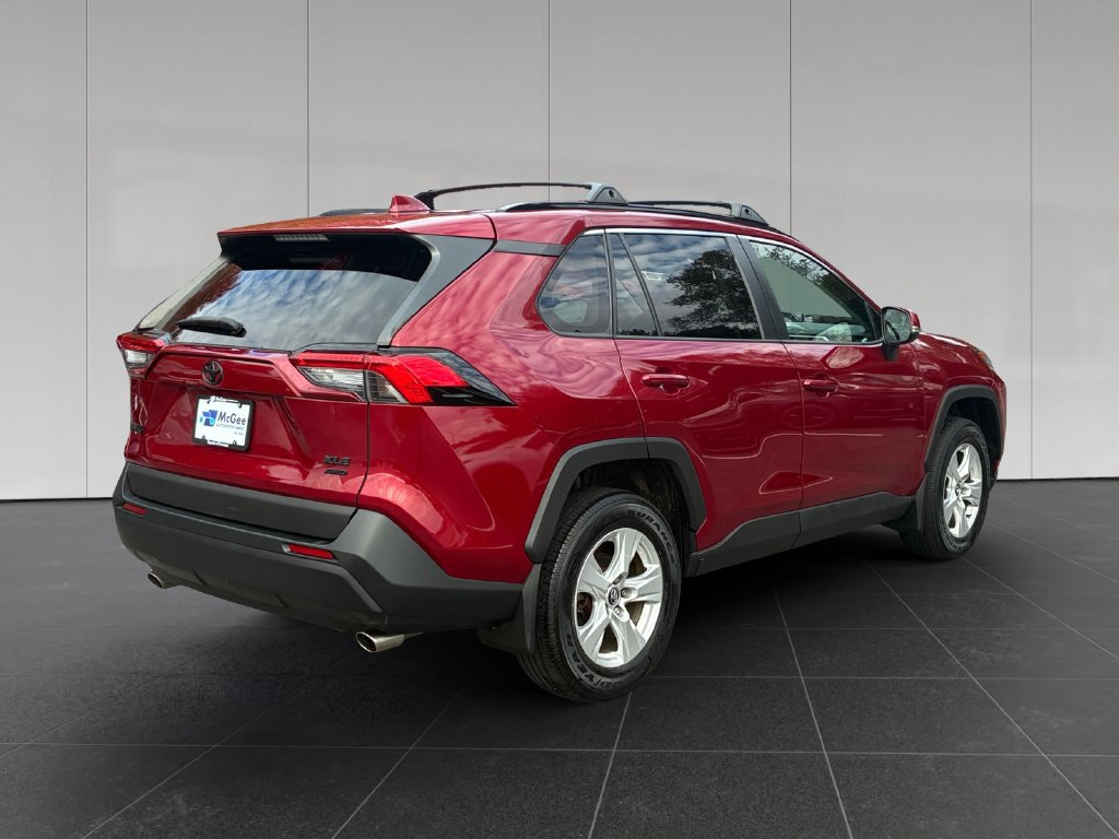 Used 2020 Toyota RAV4 XLE w/ Convenience Package AWD/4WD image 5