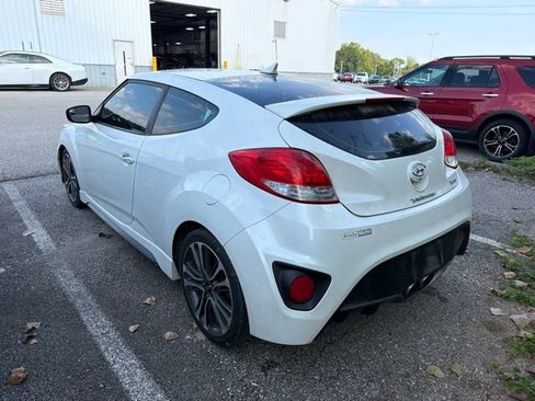 Used 2016 Hyundai Veloster Turbo FWD image 4